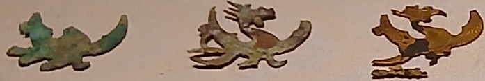 鳳凰文飾金具 高句麗 三国時代5〜6世紀 金銅板の切り抜き(東京国立博物館蔵)