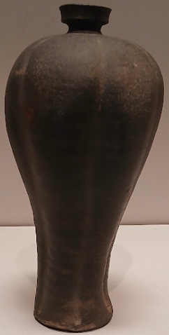 瓜形瓶 高麗時代12〜13世紀 青磁の器形を写した土器(東京国立博物館蔵)