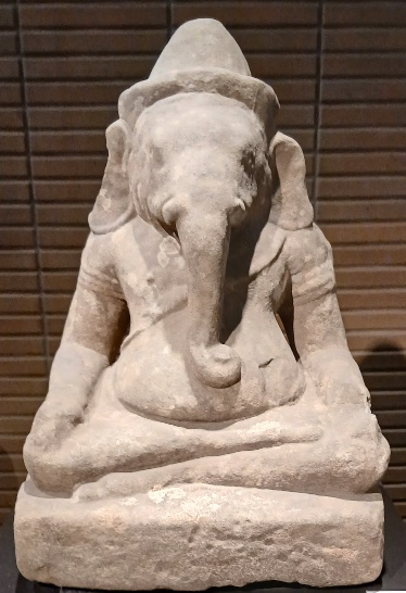 ガネーシャ坐像 カンボジア出土 アンコール時代(東京国立博物館蔵)