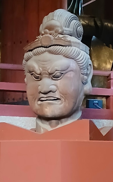 東大寺大仏殿に置かれた増長天像の頭部
